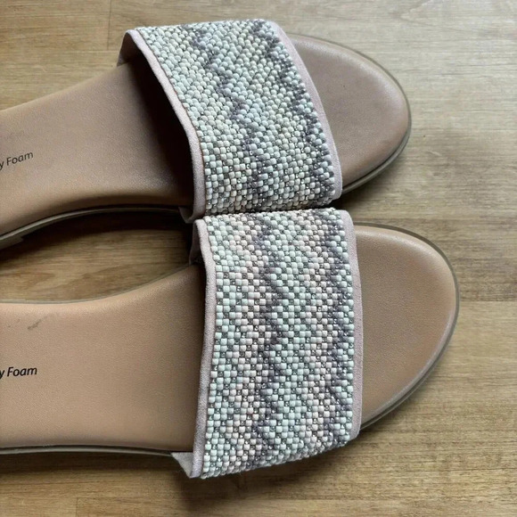 TIME AND TRU MEMORY FOAM Pink Embellished Band Flat Heel Slide Sandals Sz 8.5 - Picture 3 of 6